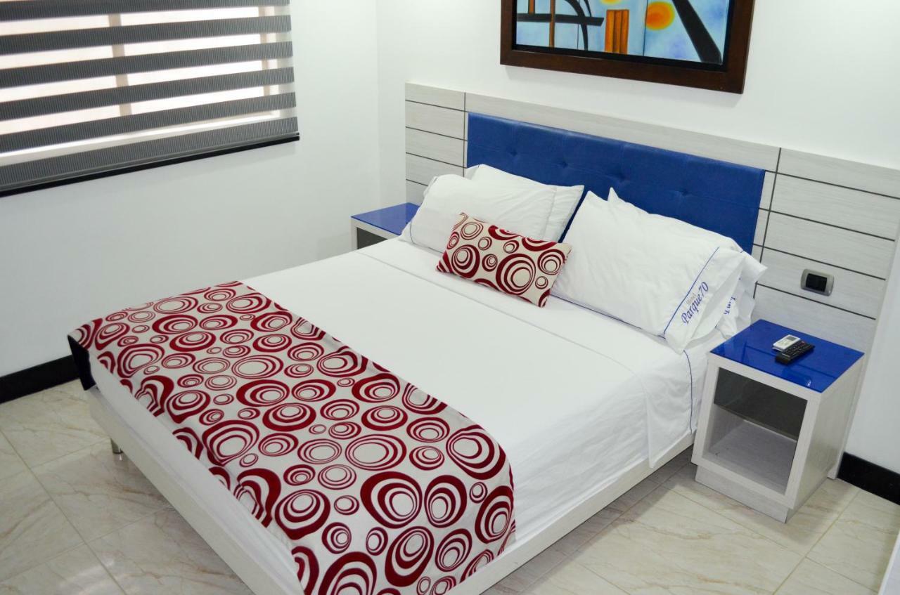 Hotel Parque 70 Medellín Kültér fotó